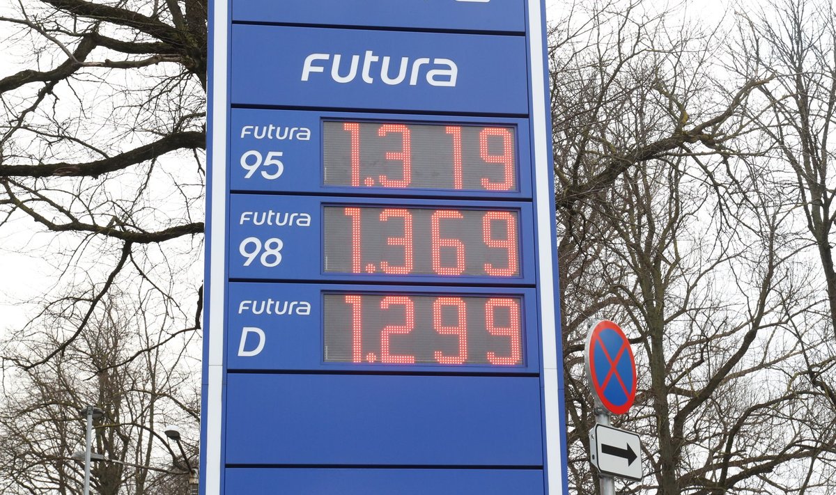 Neste üritas eile hommikul bensiini 95 hinda kinnistada tasemel 1,319 eurot liitrilt, ent pidi konkurentide survel taanduma.
