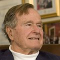 Буш-старший по ошибке выразил соболезнования родственникам Манделы