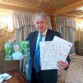 Boris Johnson sai 6-aastaselt Ukraina poisilt liigutava kirja