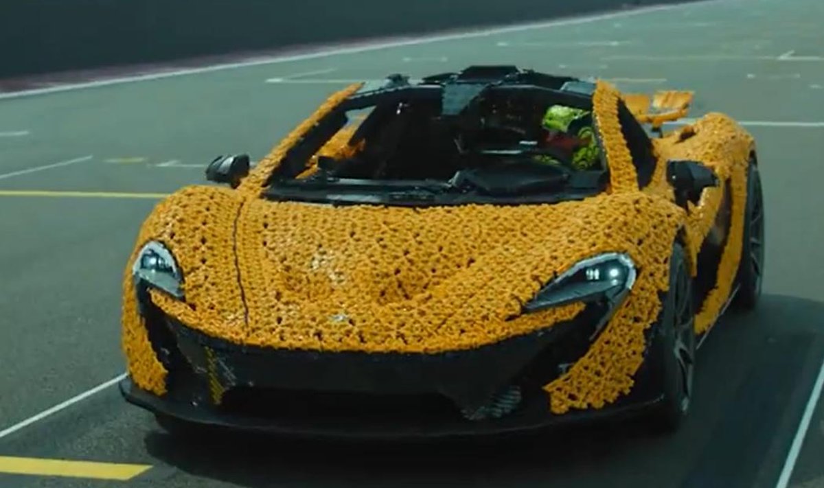 Автомобиль LEGO Technic McLaren P1, собранный из 342 817 деталей