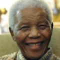 Nelson Mandela viidi taas kopsuinfektsiooniga haiglasse