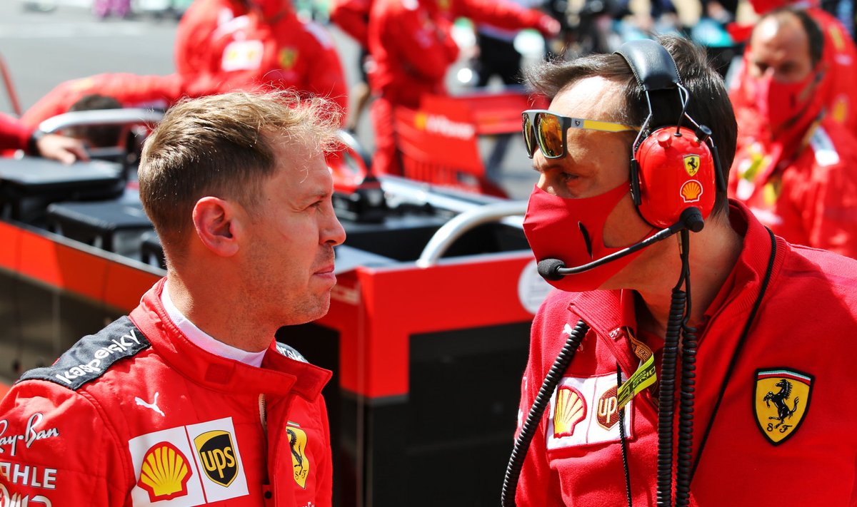 Sebastian Vettel (vasakul)