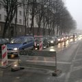 FOTOD: Tallinna kesklinnas põhjustas veeuputus tõsiseid häireid liikluses
