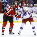 ВИДЕО: Кулачный бой россиянина с американцем в чемпионате НХЛ