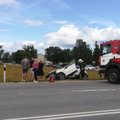 ФОТО | В Кырвекюла столкнулись два автомобиля