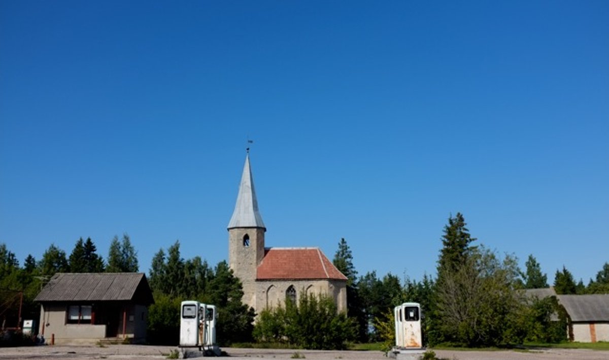 Paluküla kirik Pühalepa vallas