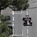 VIDEO: Rosberg sõitis Monacos kaevuluugi lahti ja Button kihutas sellele otsa!