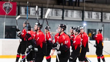 Открытый чемпионат Латвии по хоккею: „Пантер“ потерпел разгромное поражение от рижского клуба