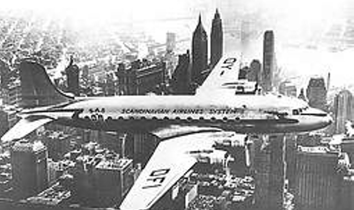 DC4 MANHATTANI KOHAL: Enne reaktiivlennukite laiemat kasutuselevõttu nõudis reis new yorki aega üle ööpäeva. erakogu