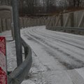 Maanteeamet hoiatab: teed on kõikjal lumised