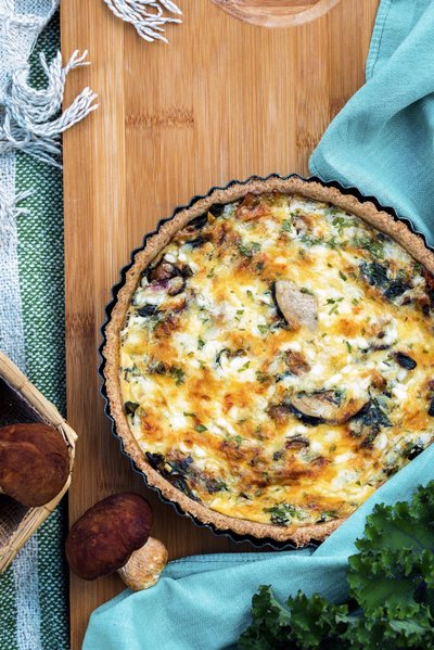 Seene-quiche lehtkapsaga