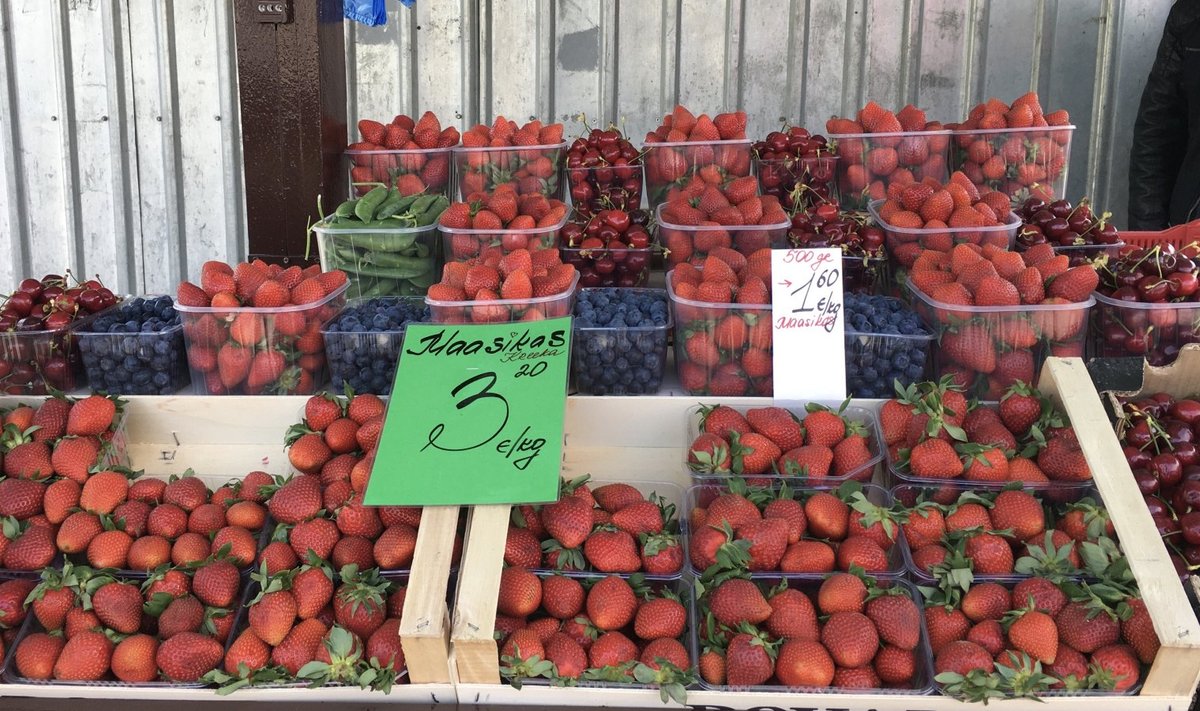 Kreeka maasikad Keskturul.