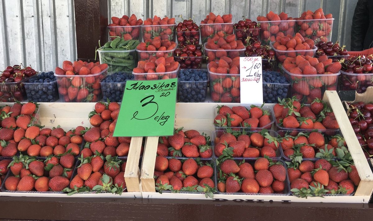Kreeka maasikad Keskturul.