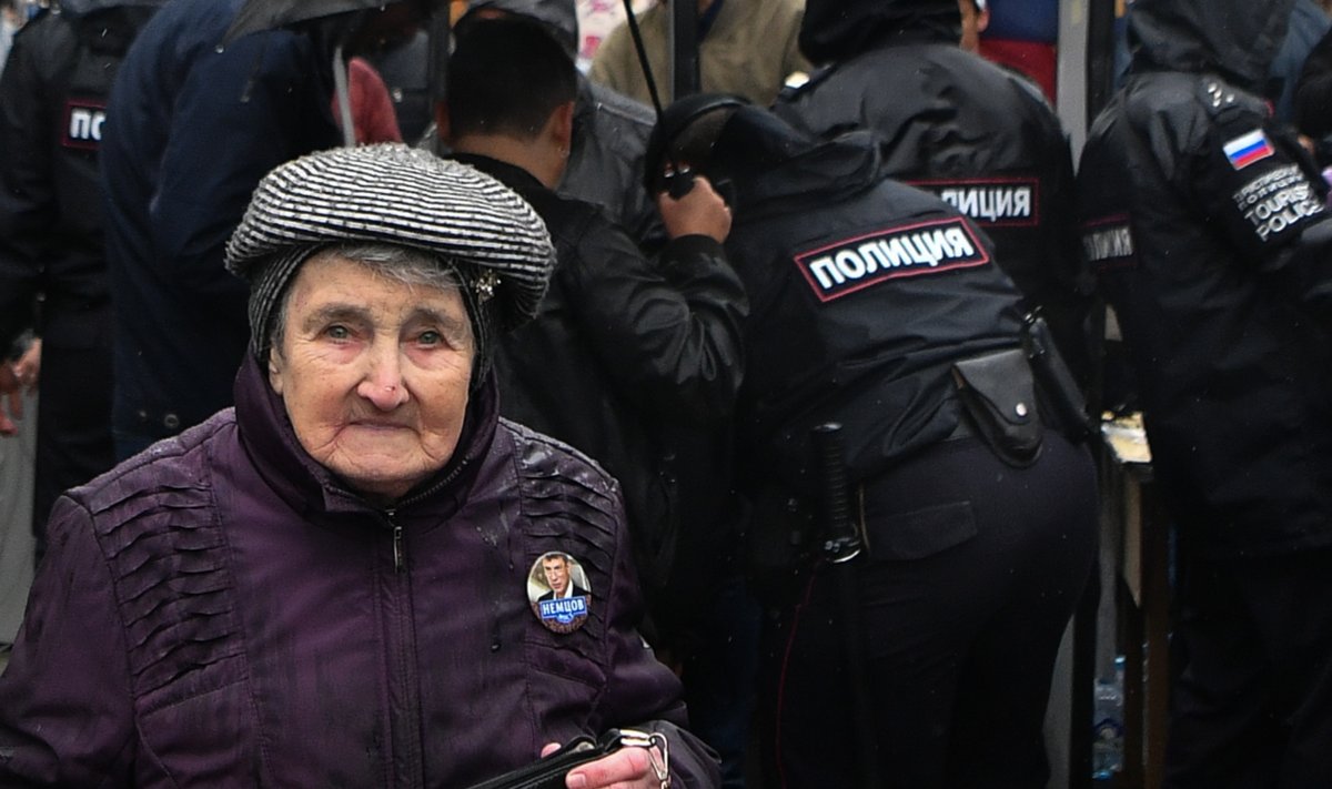 Moskva laupäevase meeleavaldusele järel võtsid võimud kesklinnas kinni mitusada inimest.
