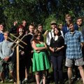 FOTO: EKRE noorteorganisatsioon Sinine Äratus pidas laagrit: rollimängud, saunaõhtu ning erakonna juhi kiidusõnad aadete ja idealismi eest