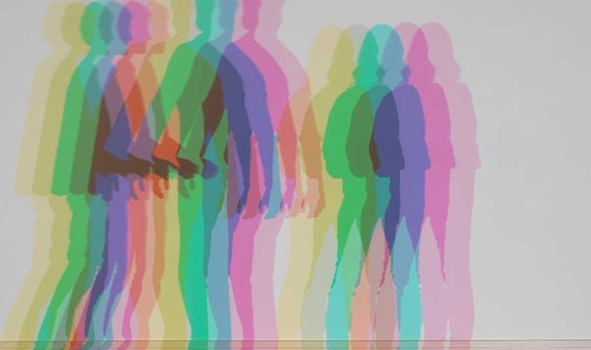 Värvi ja varju mängud: Olafur Eliassoni “Your uncertain shadow (värviline), 2010. (Installatsiooni vaade: Martin-Gropius-Bau, Berliin, 2010 Foto Jens Ziehe / kunstniku loal)