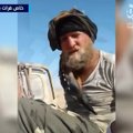 "Я русский, у меня есть информация об оружии": опубликовано видео допроса захваченного ИГ казака