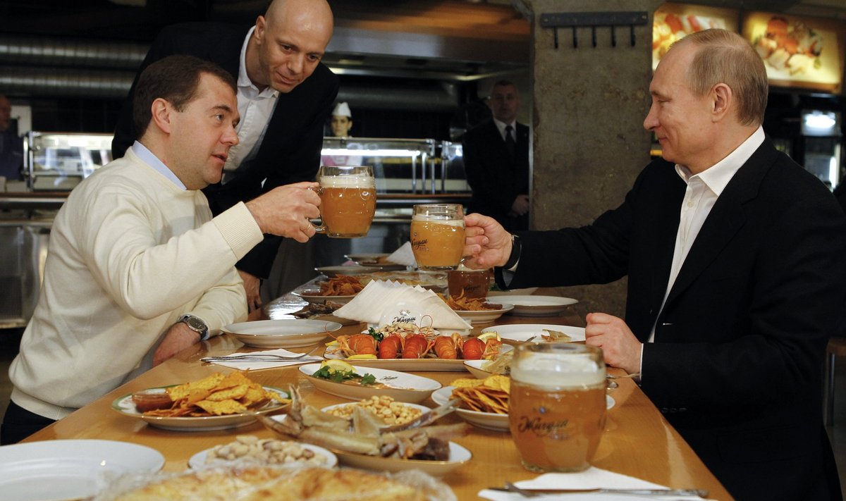 Vladimir Putin ja Dmitri Medvedev.