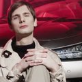 VAATA: Tallinn Music Weekil esinev post-pop produtsent ja vokalist Mart Avi ülendab Su meeli verivärske videoga