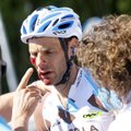 VIDEO: Kukkumine tühja koha pealt: Tour de France´i tunamullune teine mees jättis Giro d`Italia pooleli