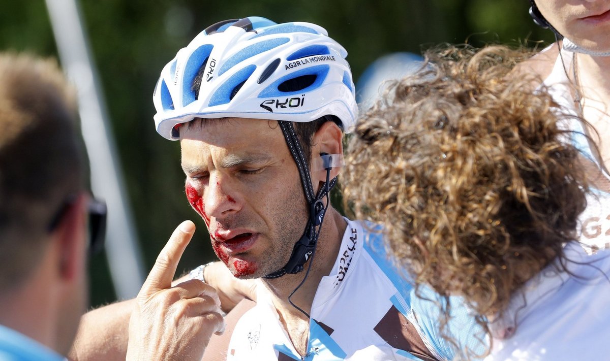 Jean-Christophe Peraud oli sunnitud Giro d`Italia katkestama