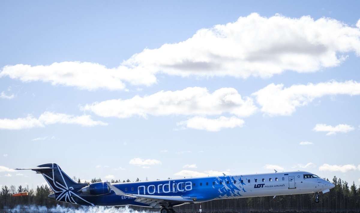 Maanduv Nordica lennuk Bombardier CRJ900