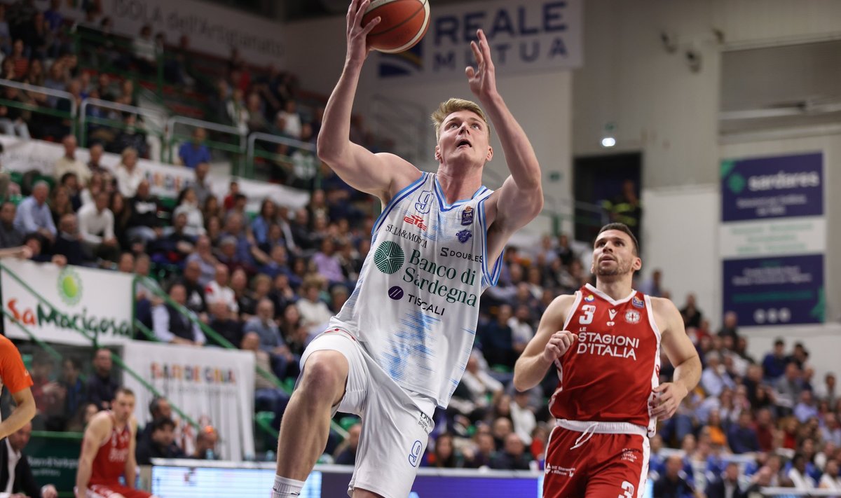 Kaspar Treier Sassari särgis.