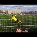 VIDEO: 45-aastane van der Sar tegi Hollandi amatöörliigas suurepärase tõrje
