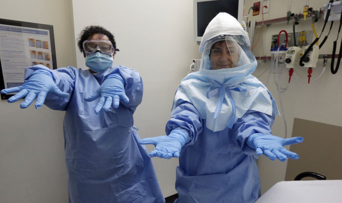 Reeglid on selged, kaitseriietus olemas, ometi ebola nakkab.
