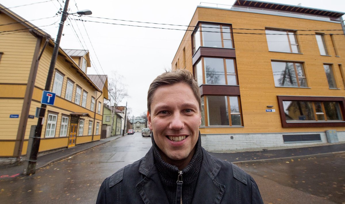 Kinnisvarabüroo Uus Maa juht Mika Sucksdorff kutsub oma eakaid rahvuskaaslasi Tallinna elama, sest siin kulub igapäevaeluks palju vähem raha ja ka Helsingisse sõit on lihtsam kui Soome põhjapiirkondadest.