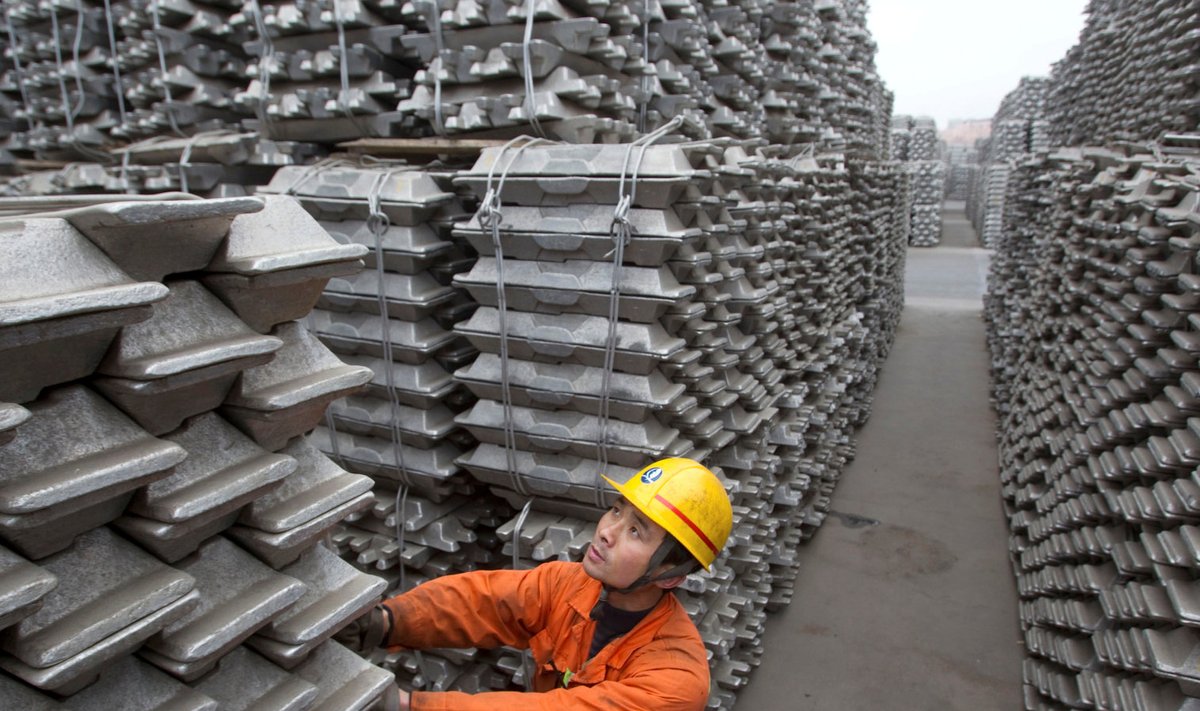 Alumiiniumikangid Hiina Qingdao sadamas.