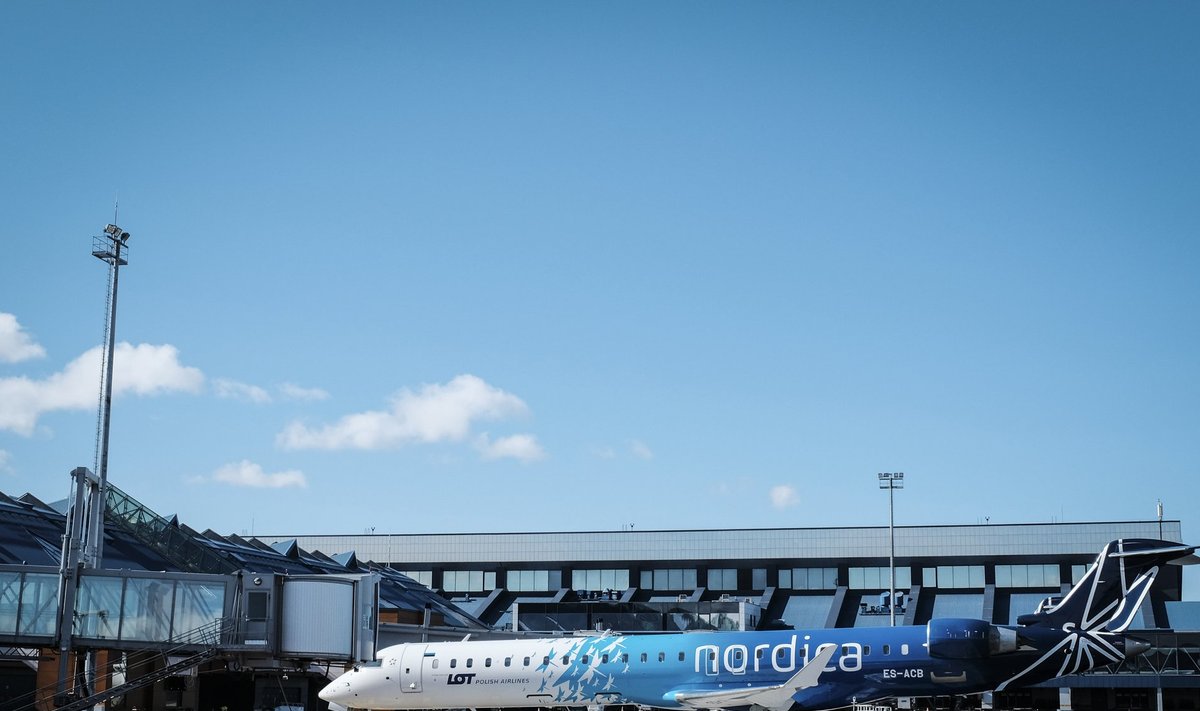Nordica lennuk Bombardier CRJ900 Tallinna lennujaamas