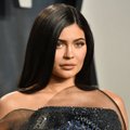 KLÕPS | Kylie Jenneri tundmatuseni muutunud välimus on fännid ärevile ajanud: midagi on nii erinev