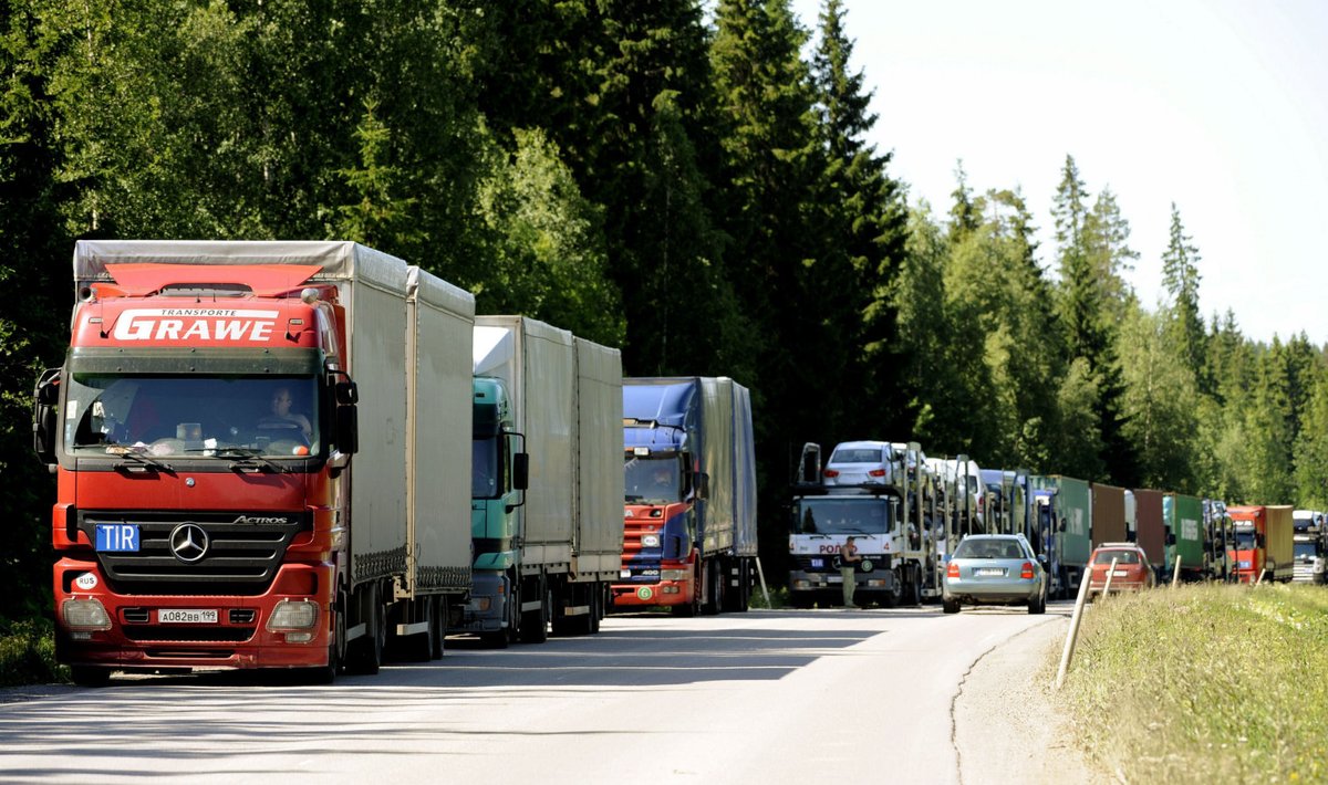 Veoautod Soomes Nuijamaa piiripunktis.