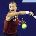 Анетт Контавейт выиграла у украинки в 1/4 финала и продолжает борьбу за итоговый турнир года WTA
