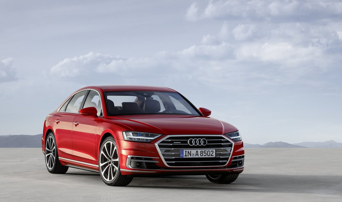 Uus A8 on kõigi aegade tehnikarikkam Audi, mis lipulaevana toob esindusmargi valikusse nii uue disainifilosoofia, uued juhiabid kui ka puutetundlikud ekraanid. Kuid kõige rohkem pakub head sõiduelamust.