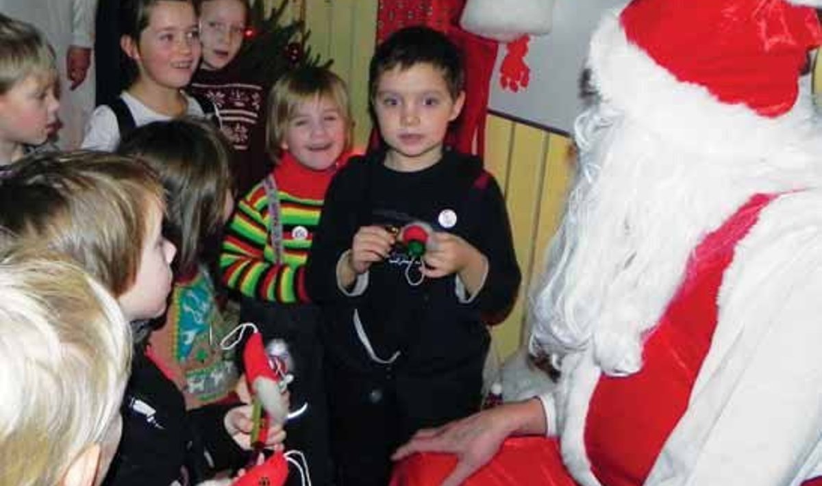 Kõige arvukamalt külastasid jõulukontorit lasteaialapsed. (foto: erakogu)