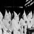 Ise end põlema pannud ameeriklanna süüdistas Ku Klux Klani