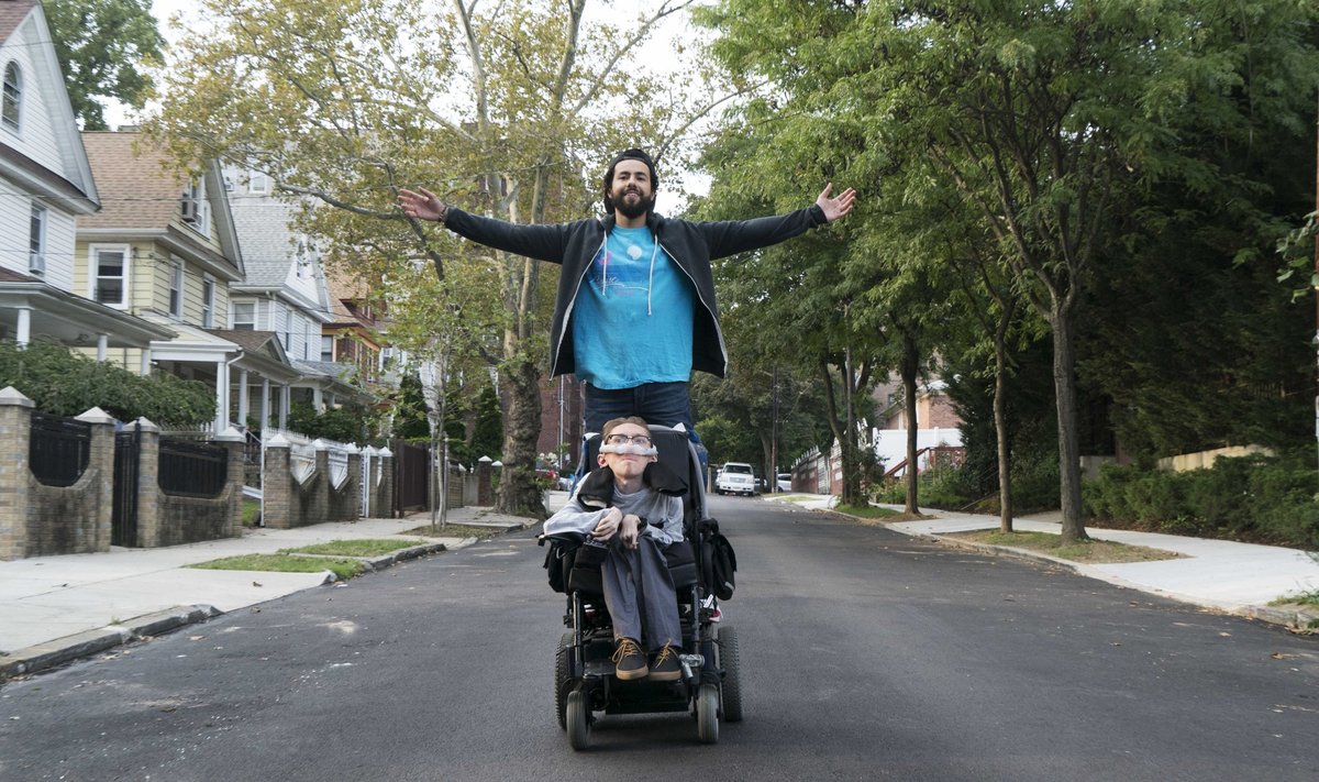 SÕBRAD VÕÕRKEHAD: Egiptuse päritolu esimese põlvkonna Ameerika moslem Ramy ja Ullrichi kaasasündinud lihasdüstroofia tõttu ratastoolis Steve. 
