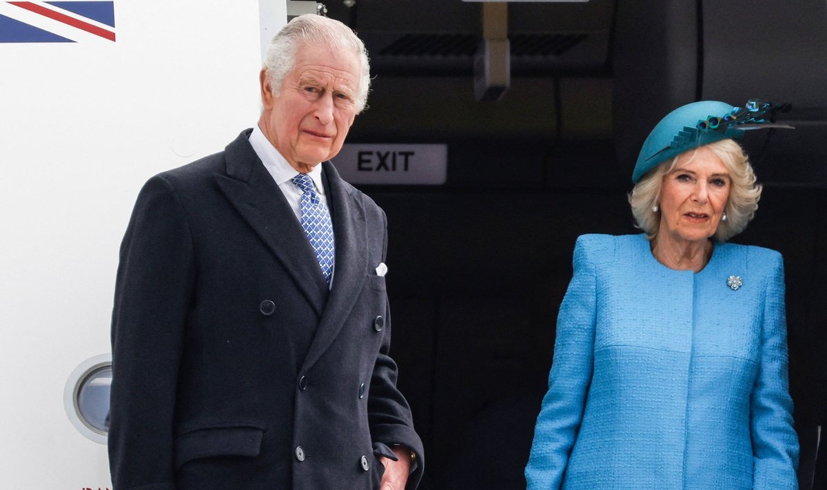 Charles 2023. aasta märtsikuus koos kuninganna Camillaga.