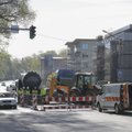 ФОТО: Авария системы водоснабжения препятствует движению по Нарвскому шоссе