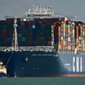 VIDEOD: Maailma suurim kaubalaev sisenes Hamburgi sadamasse