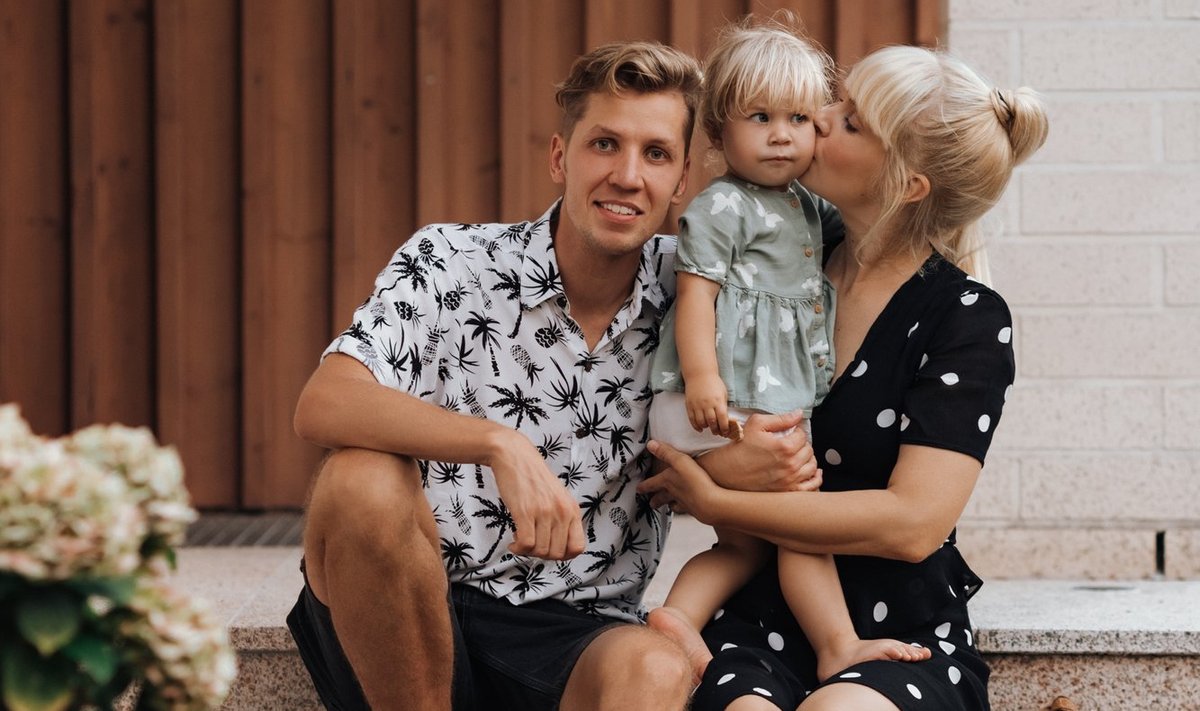 Egert koos oma elukaaslase Piret Järvise ning tütre Milliga.