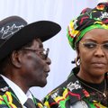 Мугабе с женой получат за уход от власти 10 млн долларов и пожизненную зарплату