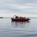 Vene Karjalas tõukas laine järvel ümber kaatri, 11-aastane poiss hukkus