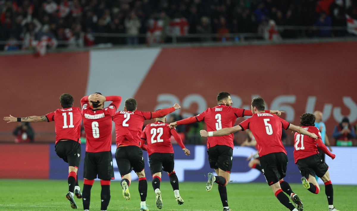 Сборная Грузии впервые вышла на чемпионат Европы по футболу