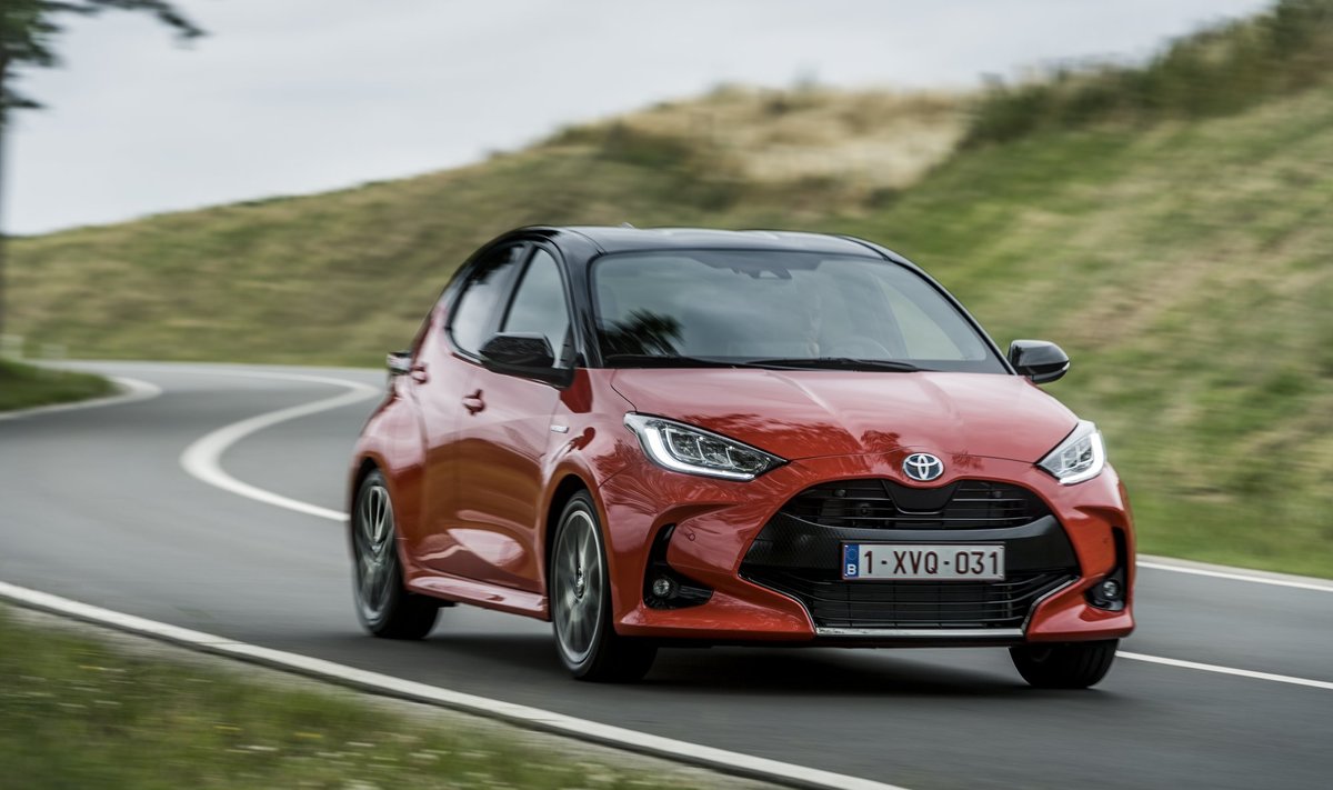 Väike Yaris on tõepoolest suur, hingelt ja vormilt.