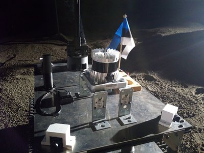 Kuuluguri rolli täidab hetkel metsaistutusrobot Jaguar, mille abil saab välja arendada roboti automaatset liikumist Kuul. 