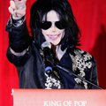 Michael Jacksoni arst hoiatas popkuningat tema lapsi armastava käitumise eest: see ei ole normaalne