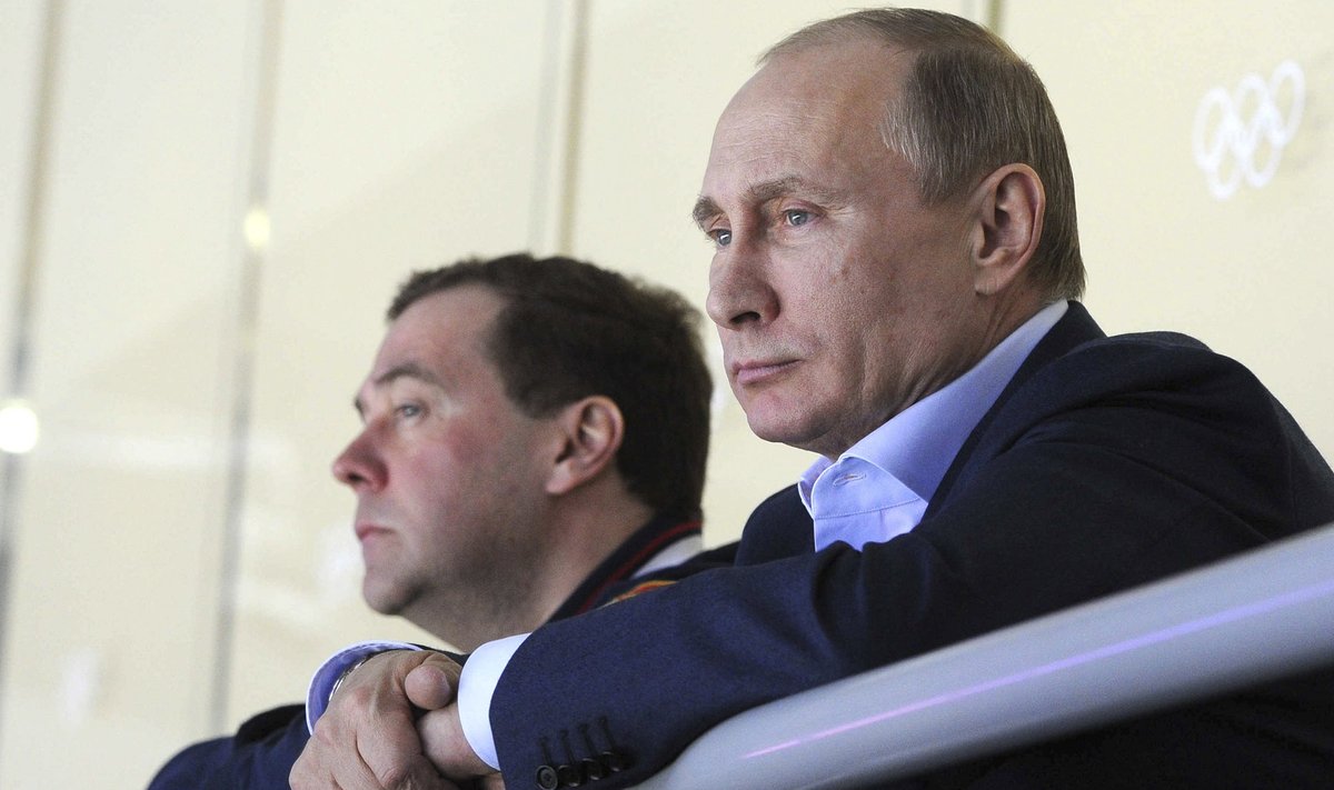 Vladimir Putin ja Dmitri Medvedjev Venemaa ja Slovakkia hokimängul